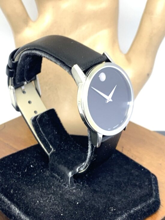 Movado Women\'s Watch 0607646 Museum Swiss Quartz Black Dial Leather Strap 33mm main image 12